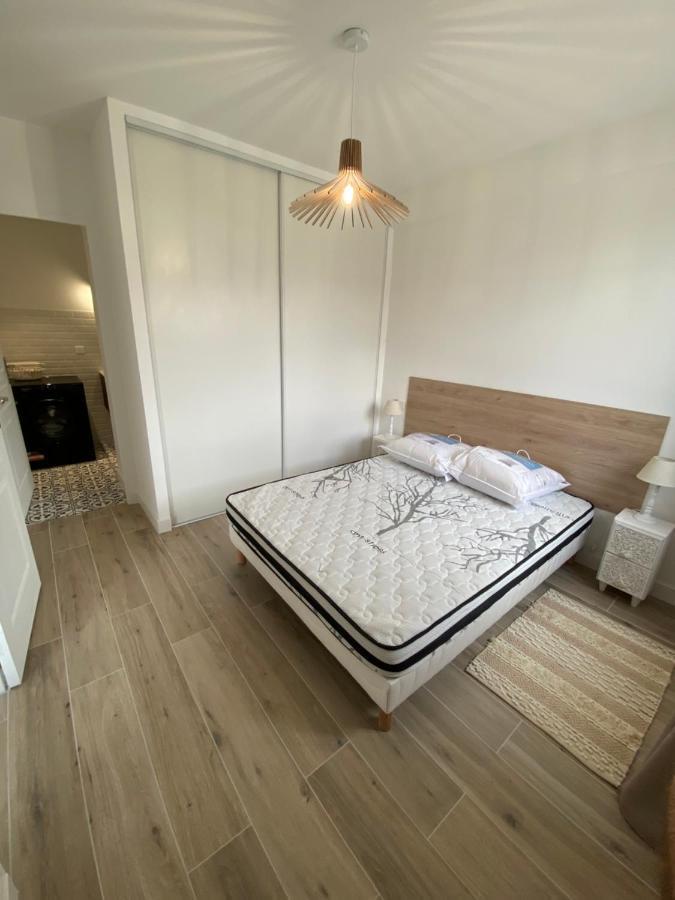 Ajaccio Magnifique T2 37M2 Centre Ville Vue Mer Au Bord De La Plage Neuf 4 Couchages Balcon Parking Prive Ferme Clim Wifi エクステリア 写真
