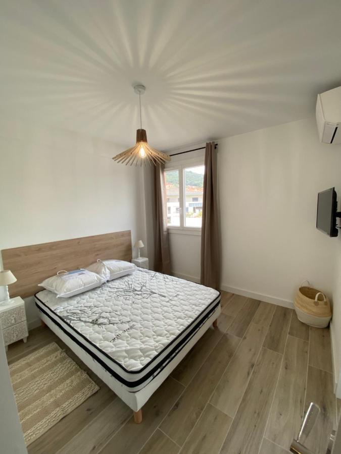 Ajaccio Magnifique T2 37M2 Centre Ville Vue Mer Au Bord De La Plage Neuf 4 Couchages Balcon Parking Prive Ferme Clim Wifi エクステリア 写真